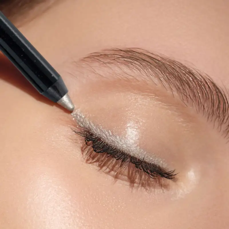 Metallic eye liner 48 image